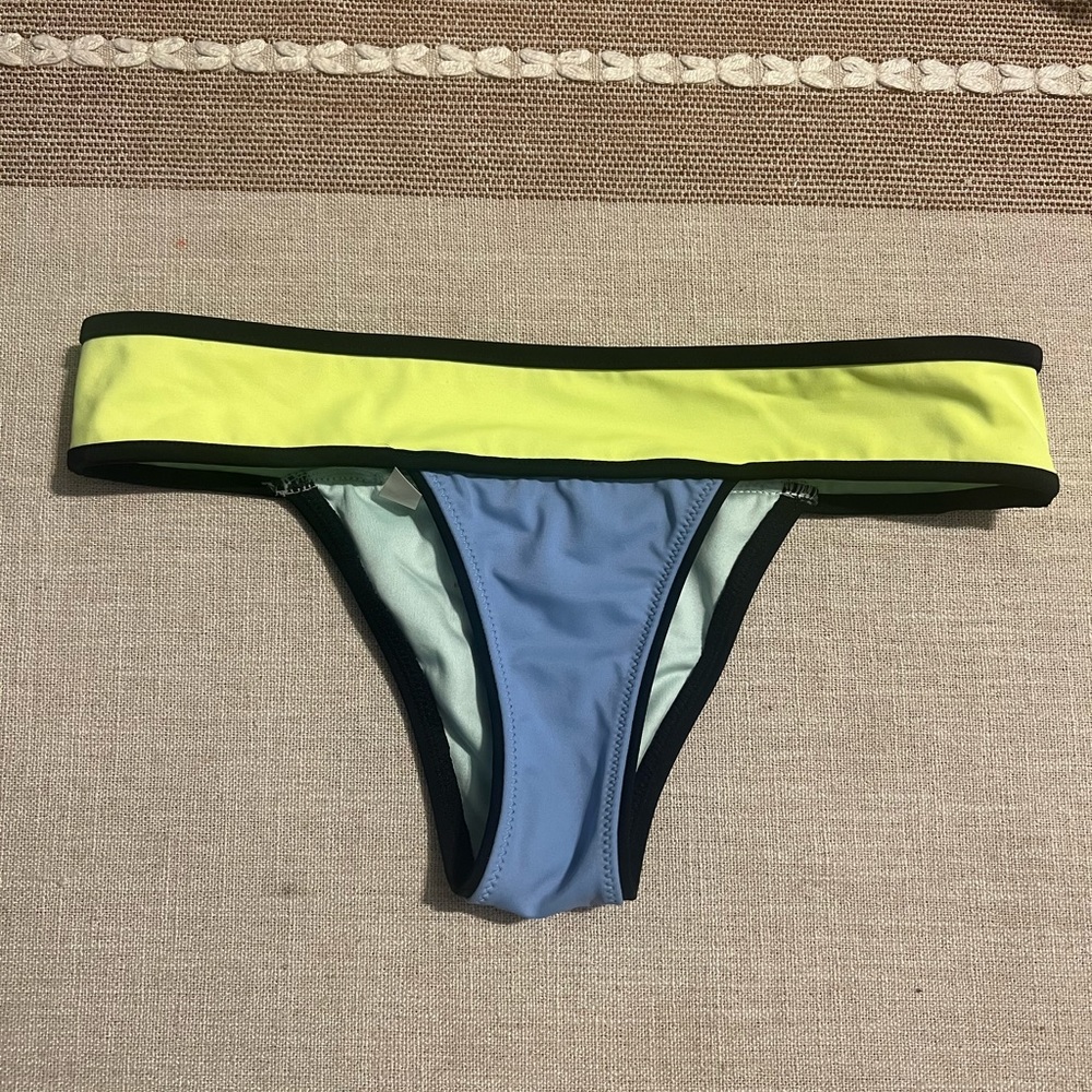 VS itsy bikini bottoms
